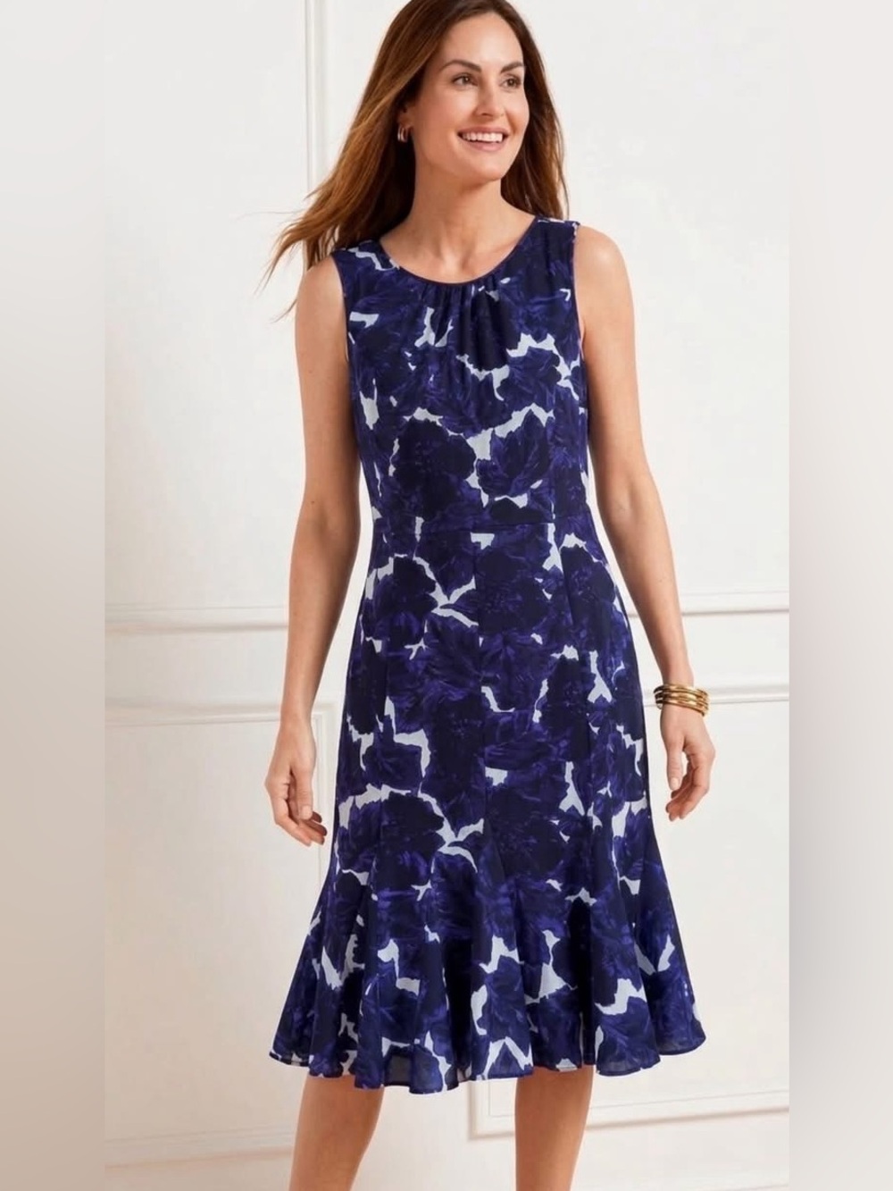 Talbots petites 16p Navy and White blue rose Floral Fit-and-Flare Dress